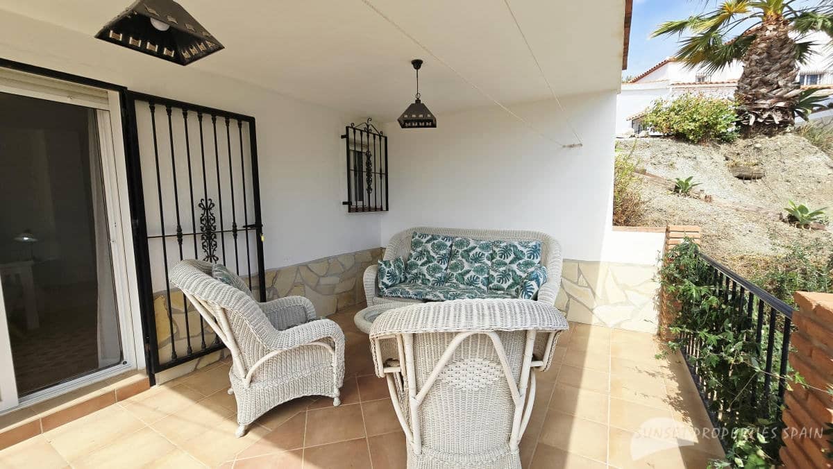4 bedroom Villa for sale in Canillas de Albaida with pool garage - € 675,000 (Ref: 10161826)