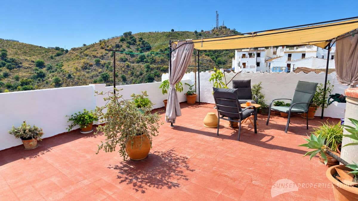3 bedroom Townhouse for sale in Almachar - € 175,000 (Ref: 10163254)