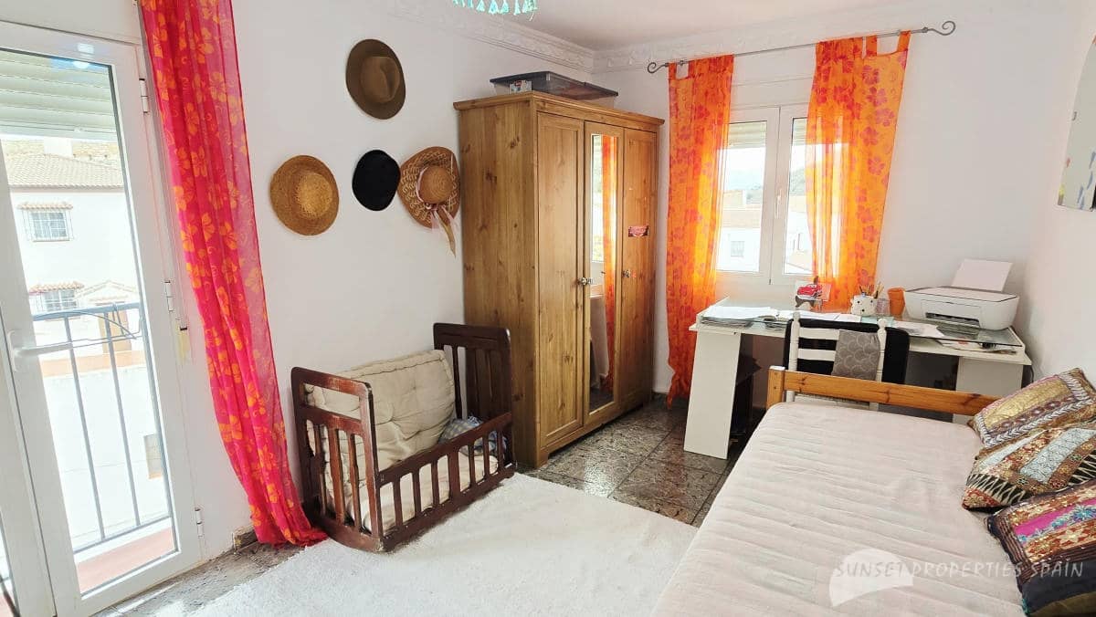 3 bedroom Townhouse for sale in Almachar - € 175,000 (Ref: 10163254)