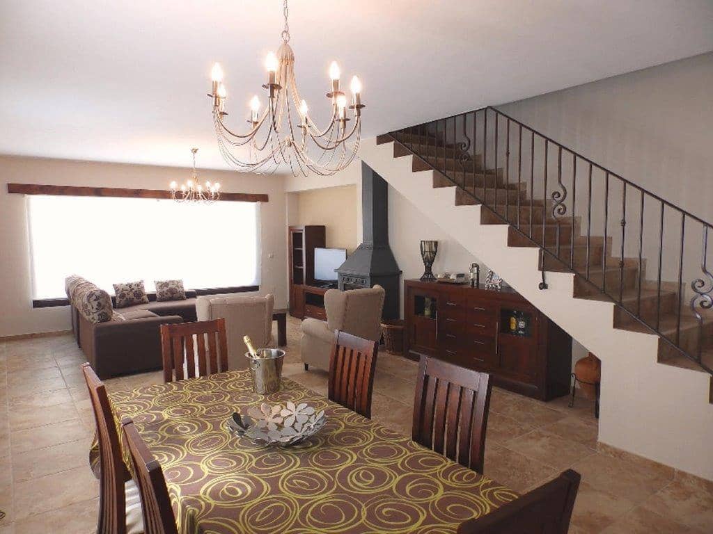 3 soveværelse Byhus til salg i Salares - € 211.000 (Ref: 4977305)