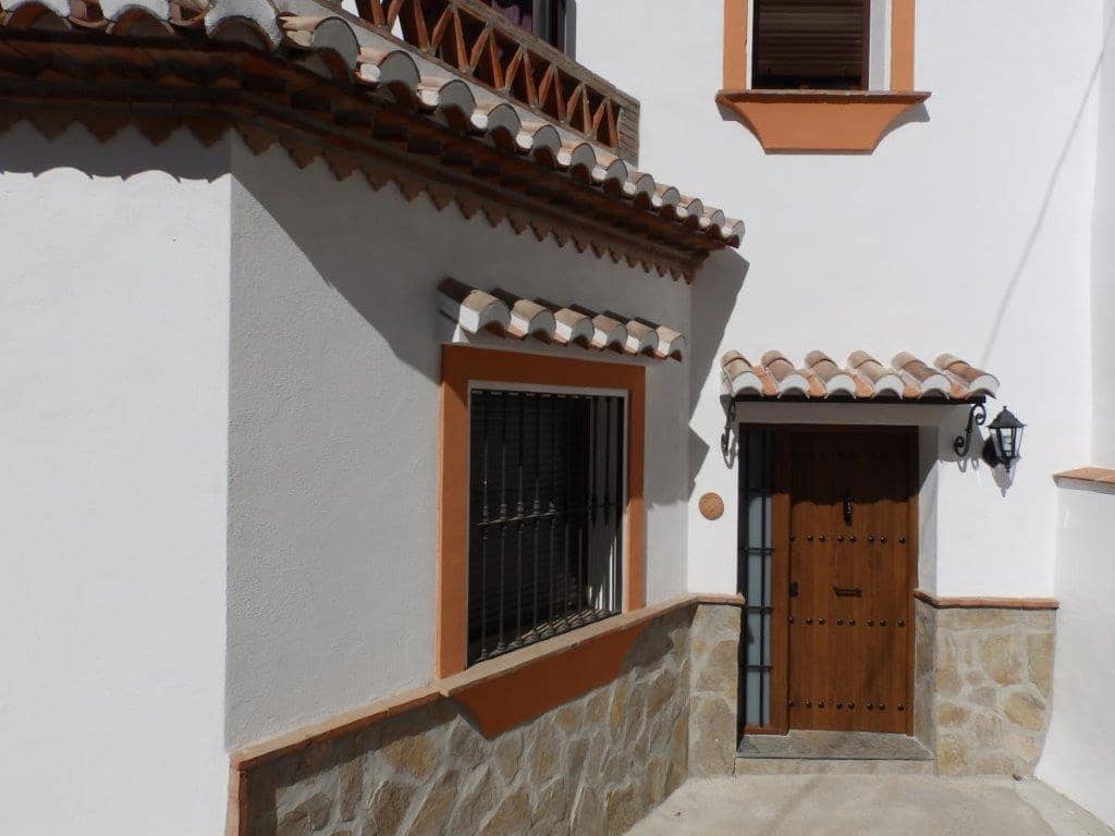 3 soveværelse Byhus til salg i Salares - € 211.000 (Ref: 4977305)