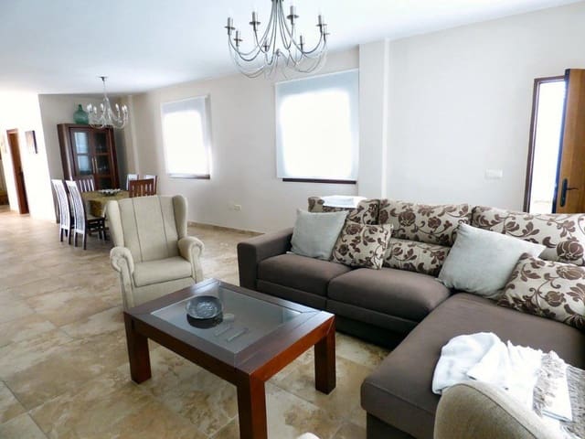 3 soveværelse Byhus til salg i Salares - € 211.000 (Ref: 4977305)