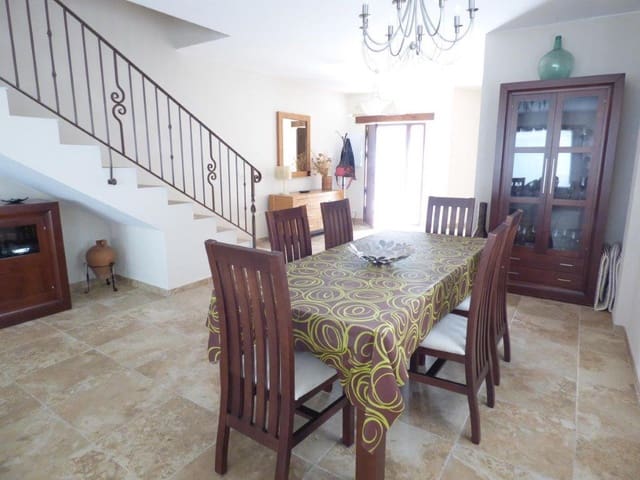 3 soveværelse Byhus til salg i Salares - € 211.000 (Ref: 4977305)