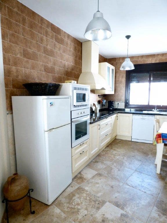 3 soveværelse Byhus til salg i Salares - € 211.000 (Ref: 4977305)