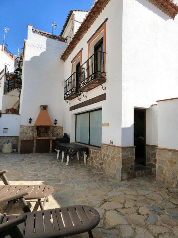 3 soveværelse Byhus til salg i Salares - € 211.000 (Ref: 4977305)