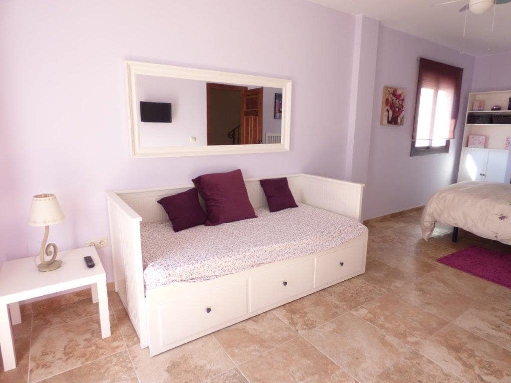 3 soveværelse Byhus til salg i Salares - € 211.000 (Ref: 4977305)