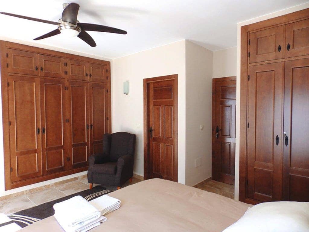 3 soveværelse Byhus til salg i Salares - € 211.000 (Ref: 4977305)