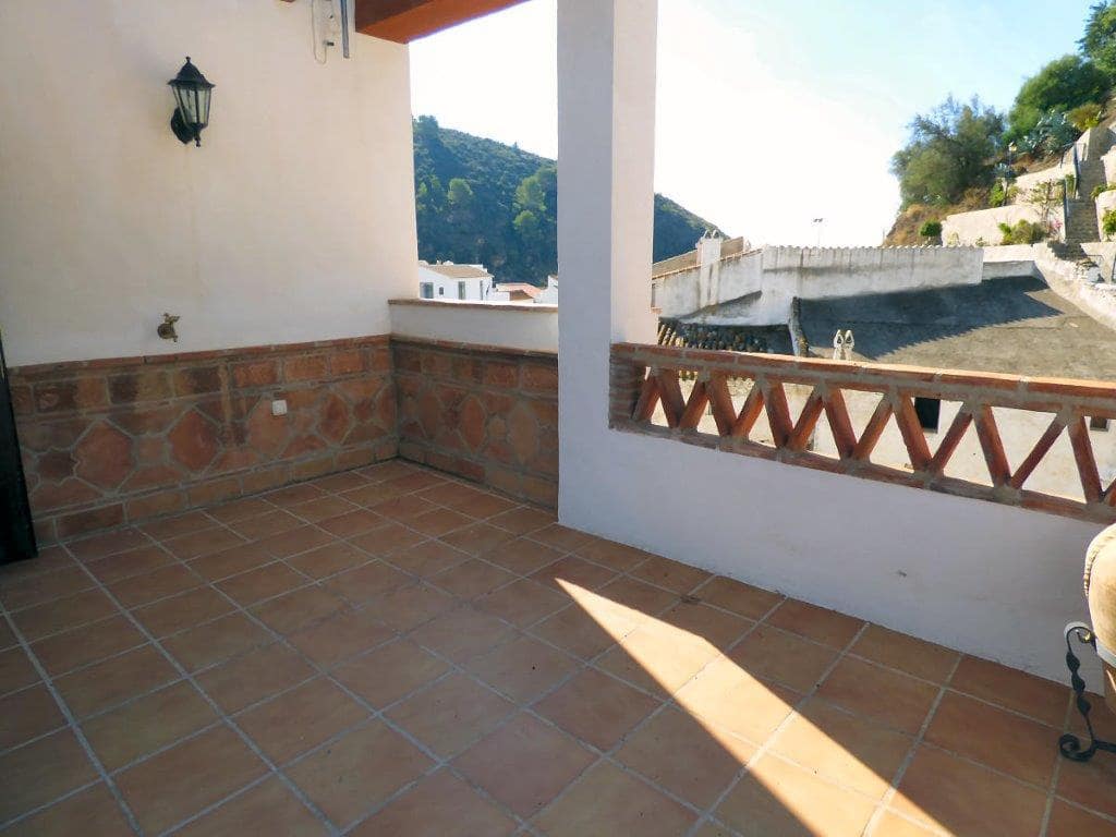 3 soveværelse Byhus til salg i Salares - € 211.000 (Ref: 4977305)