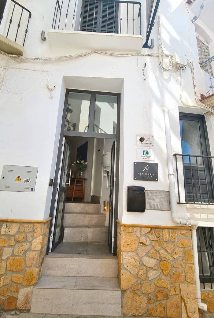 5 bedroom Guesthouse/B & B for sale in Competa - € 369,950 (Ref: 6348040)