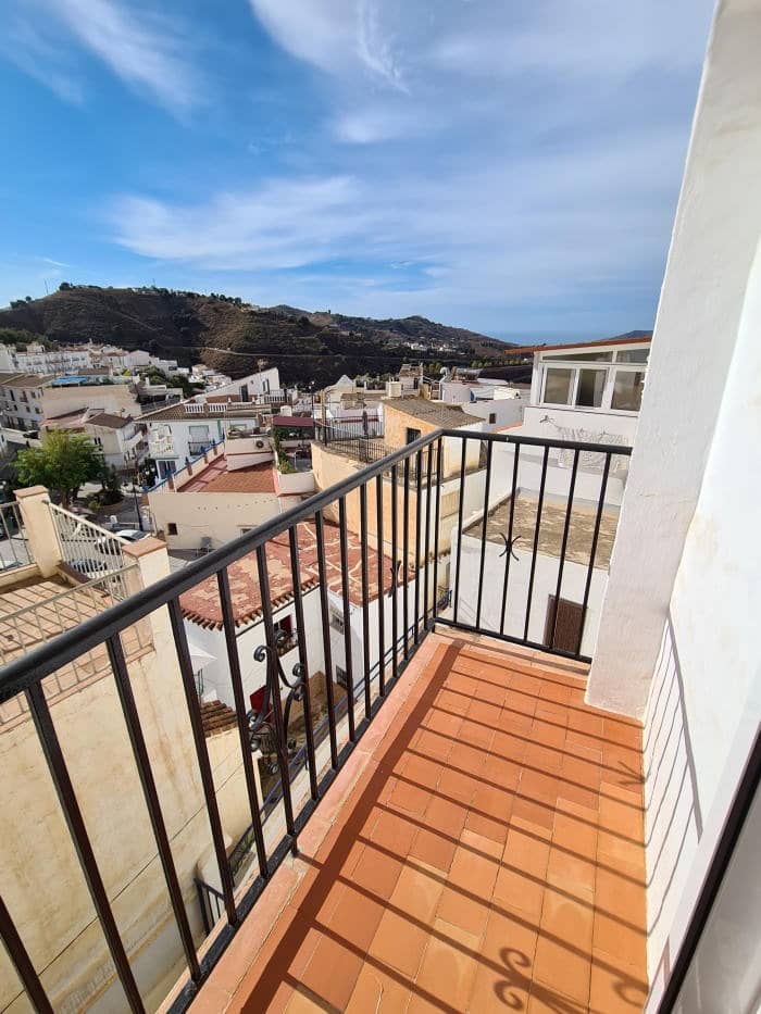 4 bedroom Townhouse for sale in Competa - € 189,000 (Ref: 7258757)