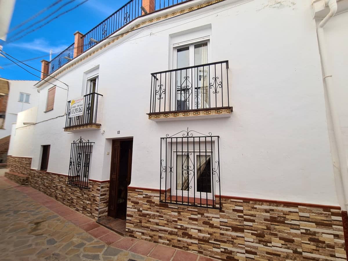 4 bedroom Townhouse for sale in Competa - € 189,000 (Ref: 7258757)