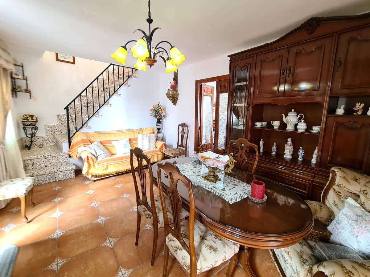 4 bedroom Townhouse for sale in Competa - € 189,000 (Ref: 7258757)