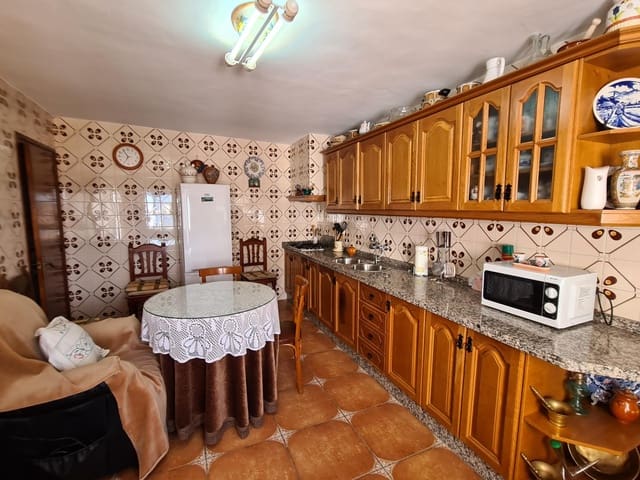 4 soveværelse Byhus til salg i Cómpeta - € 189.000 (Ref: 7258757)