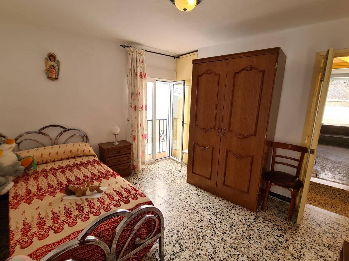 4 bedroom Townhouse for sale in Competa - € 189,000 (Ref: 7258757)