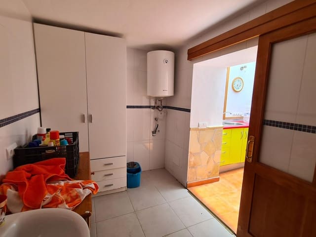 6 soveværelse Byhus til salg i Archez - € 97.000 (Ref: 7678563)