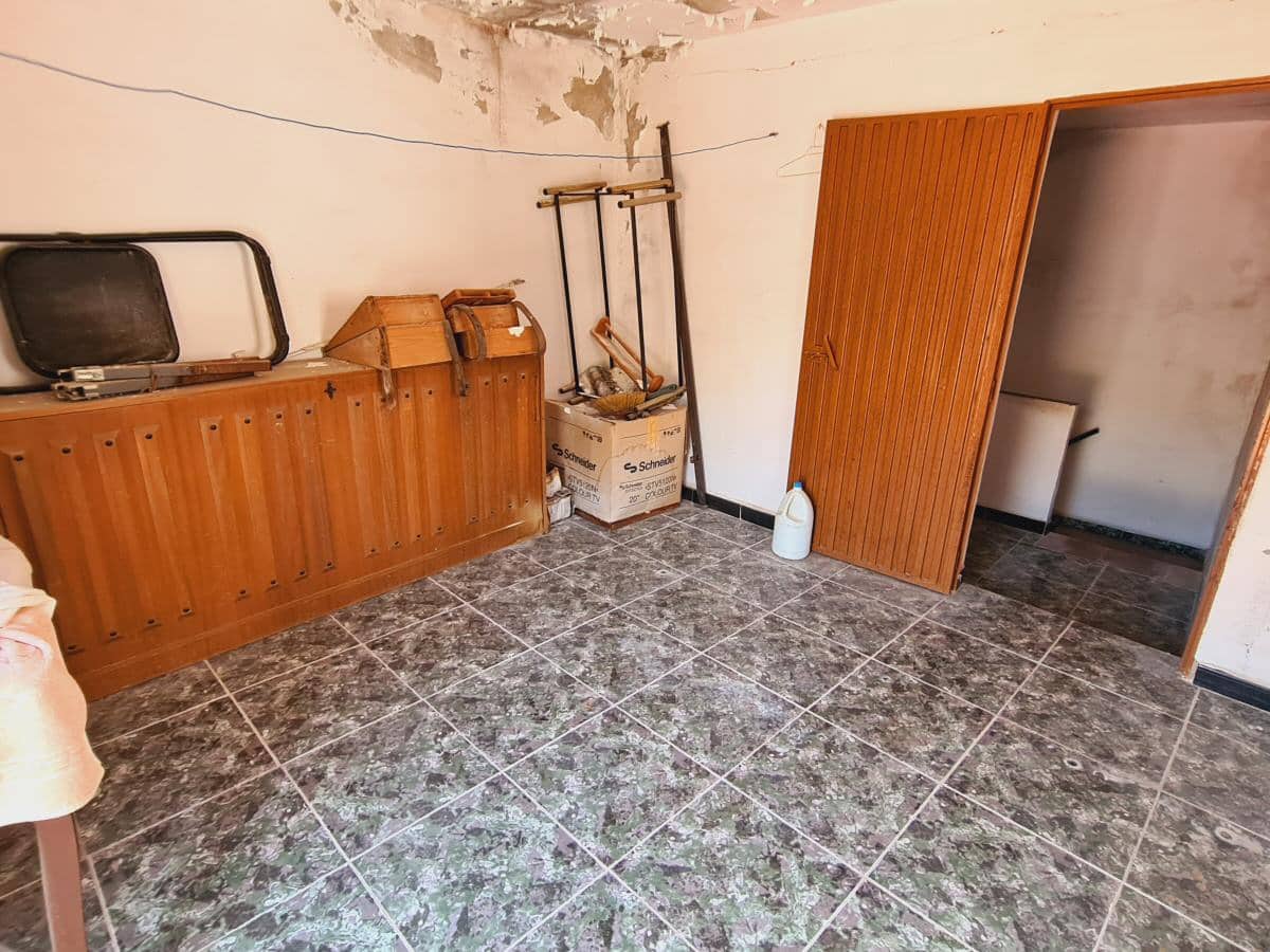 6 soveværelse Byhus til salg i Archez - € 97.000 (Ref: 7678563)