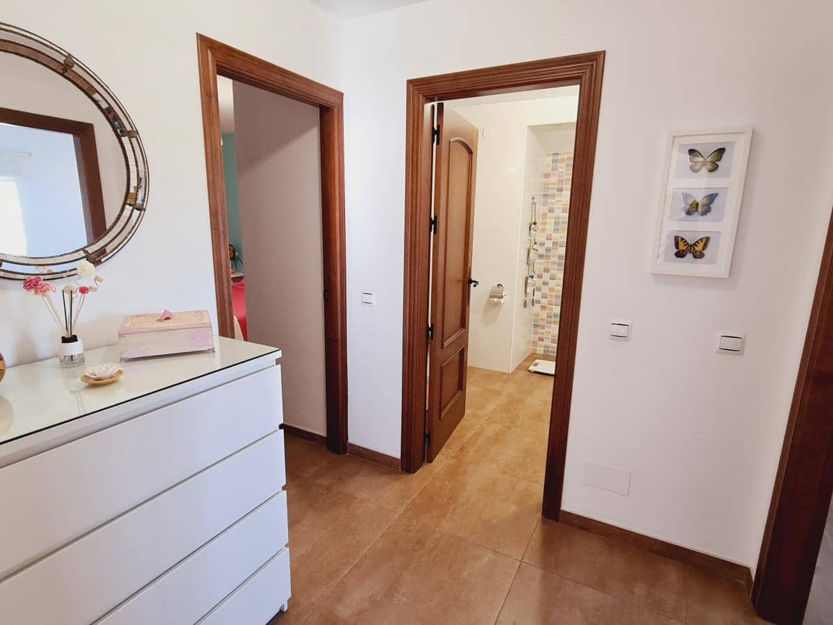 4 soveværelse Villa til salg i Arenas med swimmingpool - € 398.000 (Ref: 7998058)