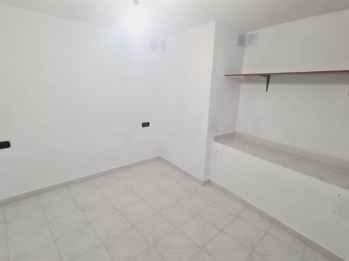 6 makuuhuone Omakotitalo myytävänä paikassa Canillas de Albaida - 139 950 € (Ref: 8146541)