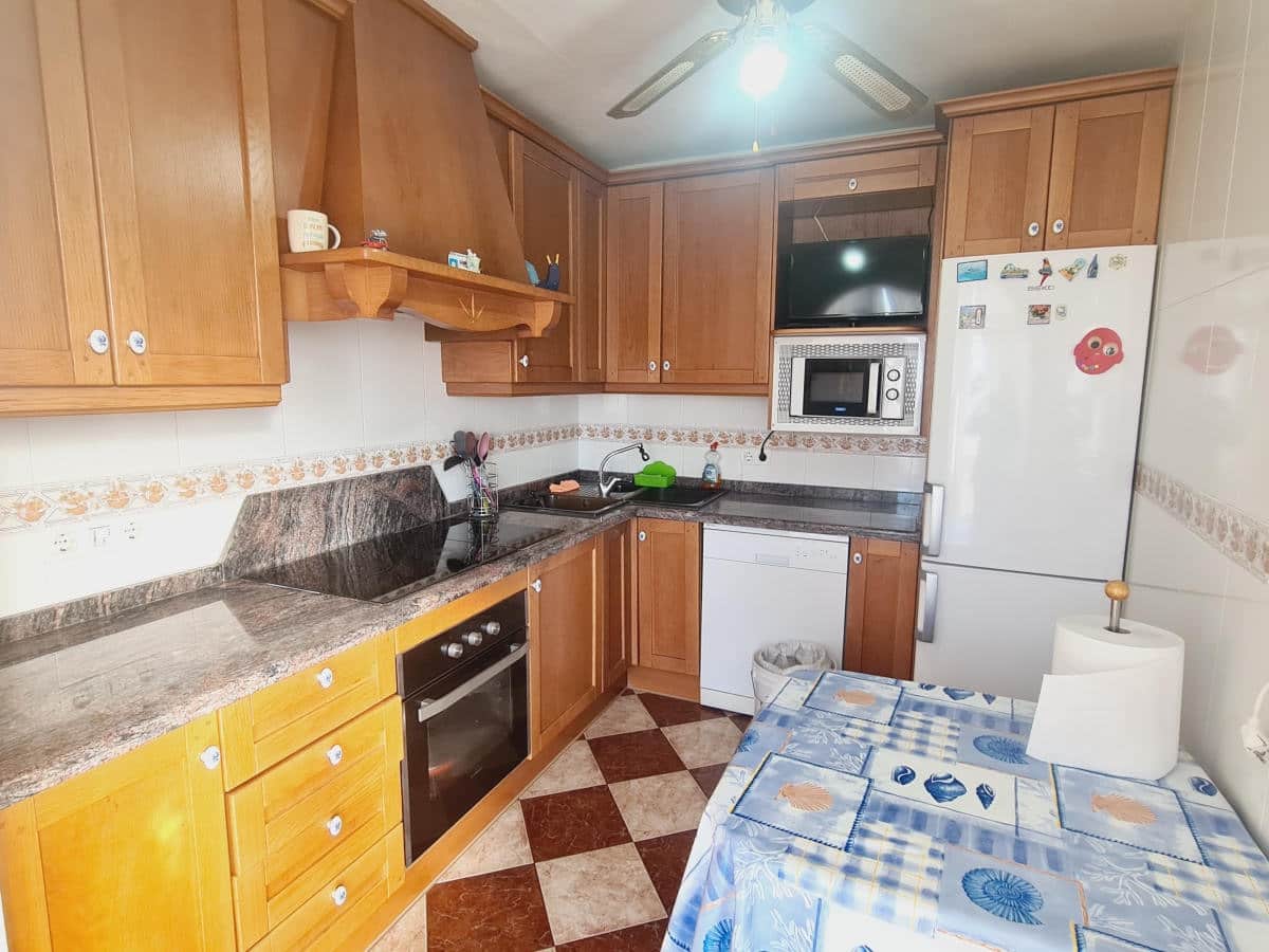 6 makuuhuone Omakotitalo myytävänä paikassa Canillas de Albaida - 139 950 € (Ref: 8146541)