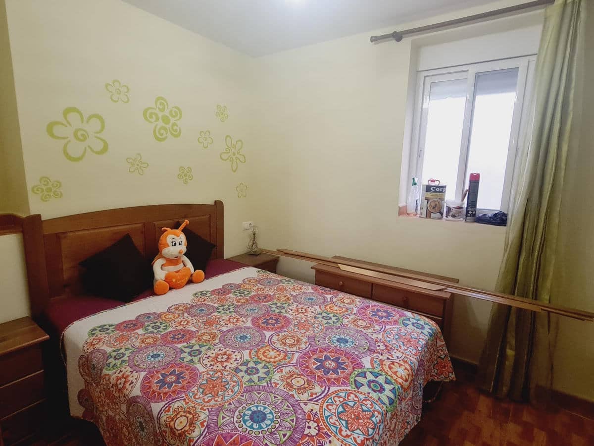 6 makuuhuone Omakotitalo myytävänä paikassa Canillas de Albaida - 139 950 € (Ref: 8146541)