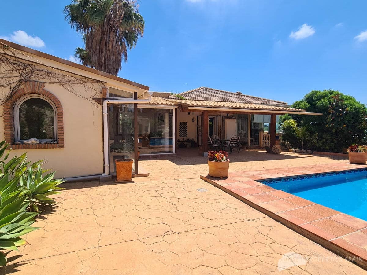 4 camera da letto Villa in vendita in Periana con piscina - 795.000 € (Rif: 8439199)