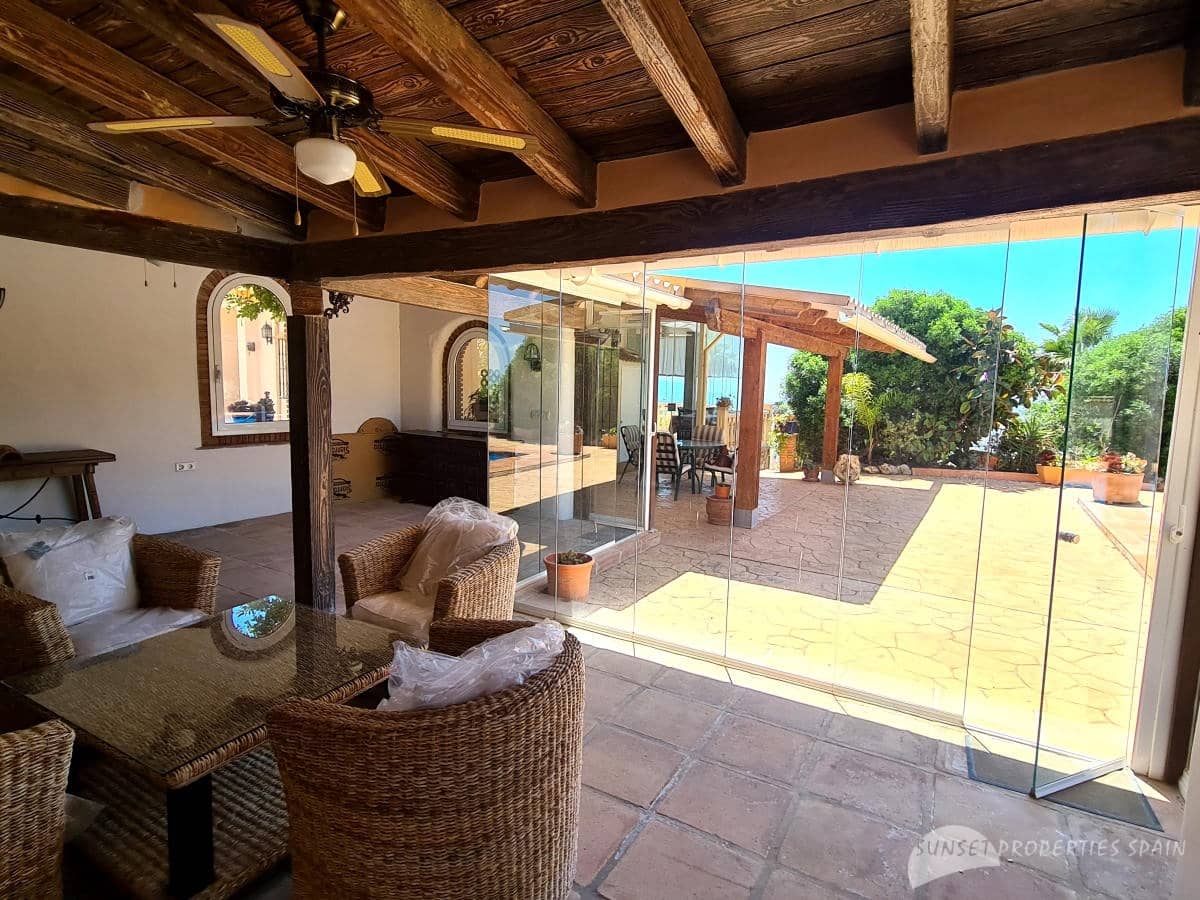 4 camera da letto Villa in vendita in Periana con piscina - 795.000 € (Rif: 8439199)