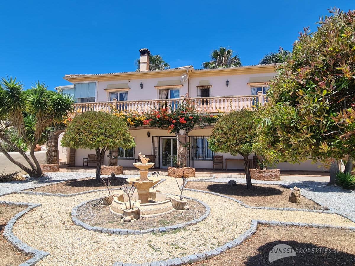 4 camera da letto Villa in vendita in Periana con piscina - 795.000 € (Rif: 8439199)