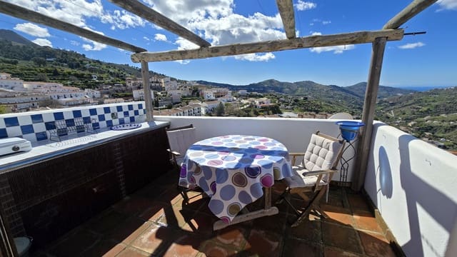 1 soveværelse Byhus til salg i Canillas de Albaida - € 152.000 (Ref: 8897553)