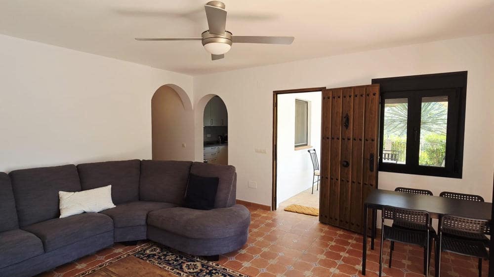 3 slaapkamer Villa te koop in Canillas de Albaida met zwembad - € 385.000 (Ref: 9117902)