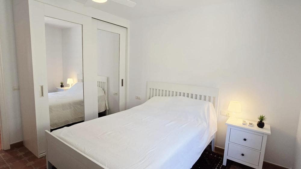 3 slaapkamer Villa te koop in Canillas de Albaida met zwembad - € 385.000 (Ref: 9117902)