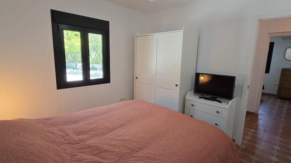 3 slaapkamer Villa te koop in Canillas de Albaida met zwembad - € 385.000 (Ref: 9117902)