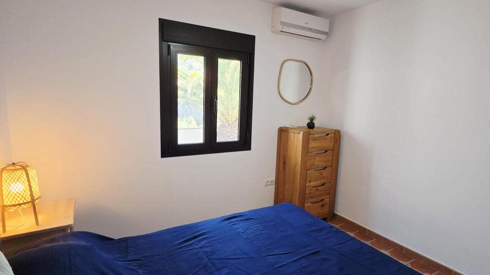 3 slaapkamer Villa te koop in Canillas de Albaida met zwembad - € 385.000 (Ref: 9117902)