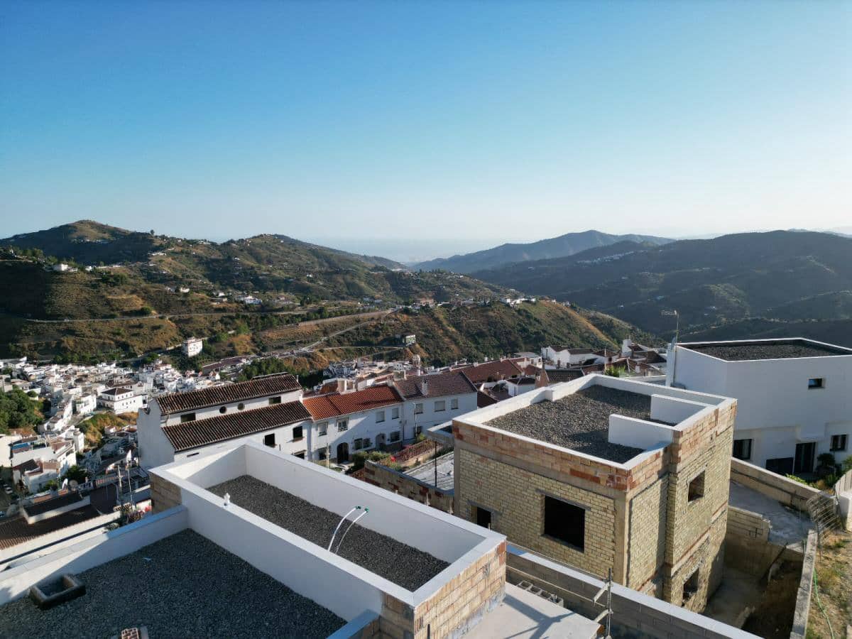 4 soveværelse Villa til salg i Competa med swimmingpool - € 510.000 (Ref: 9127226)