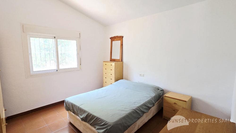 5 bedroom Villa for sale in Competa with pool - € 575,000 (Ref: 9135085)