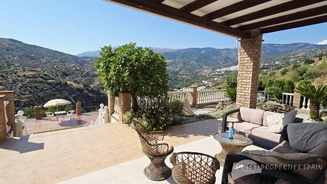 5 sypialnia Willa na sprzedaż w Cómpeta z basenem - 575 000 € (Ref: 9135085)