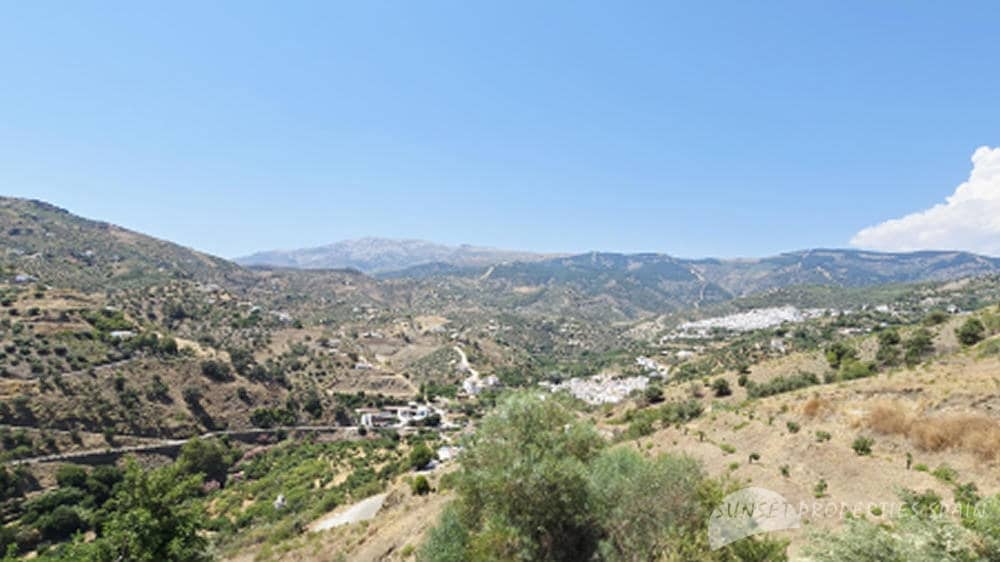 5 bedroom Villa for sale in Competa with pool - € 575,000 (Ref: 9135085)