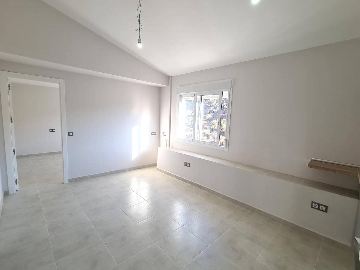 2 soveværelse Byhus til salg i Almachar - € 85.950 (Ref: 9311182)