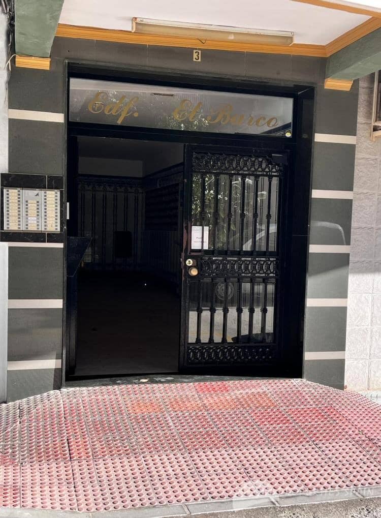 3 bedroom Apartment for sale in Torre del Mar - € 240,000 (Ref: 9426575)