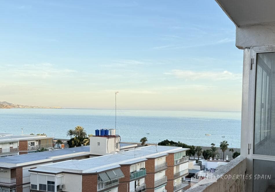 3 bedroom Apartment for sale in Torre del Mar - € 240,000 (Ref: 9426575)