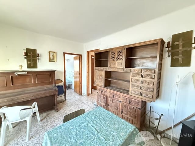 3 bedroom Apartment for sale in Torre del Mar, Vélez-Málaga - € 240,000 (Ref: 9426575)