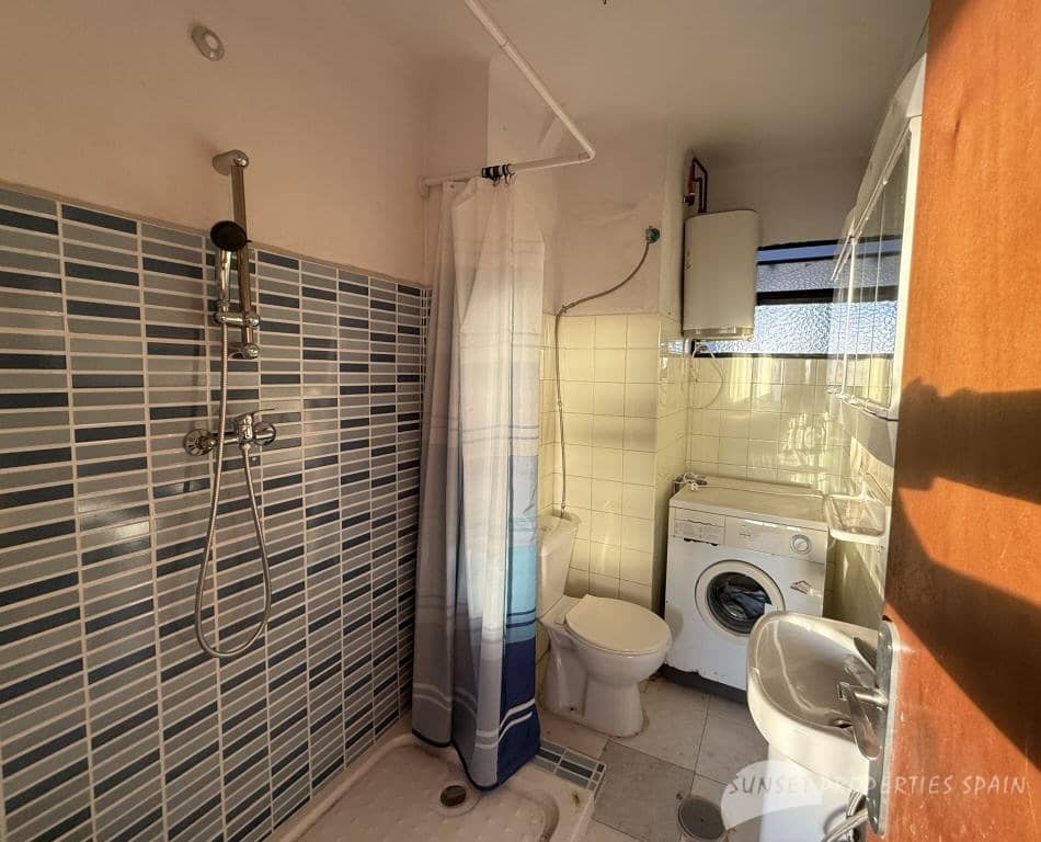 3 bedroom Apartment for sale in Torre del Mar - € 240,000 (Ref: 9426575)