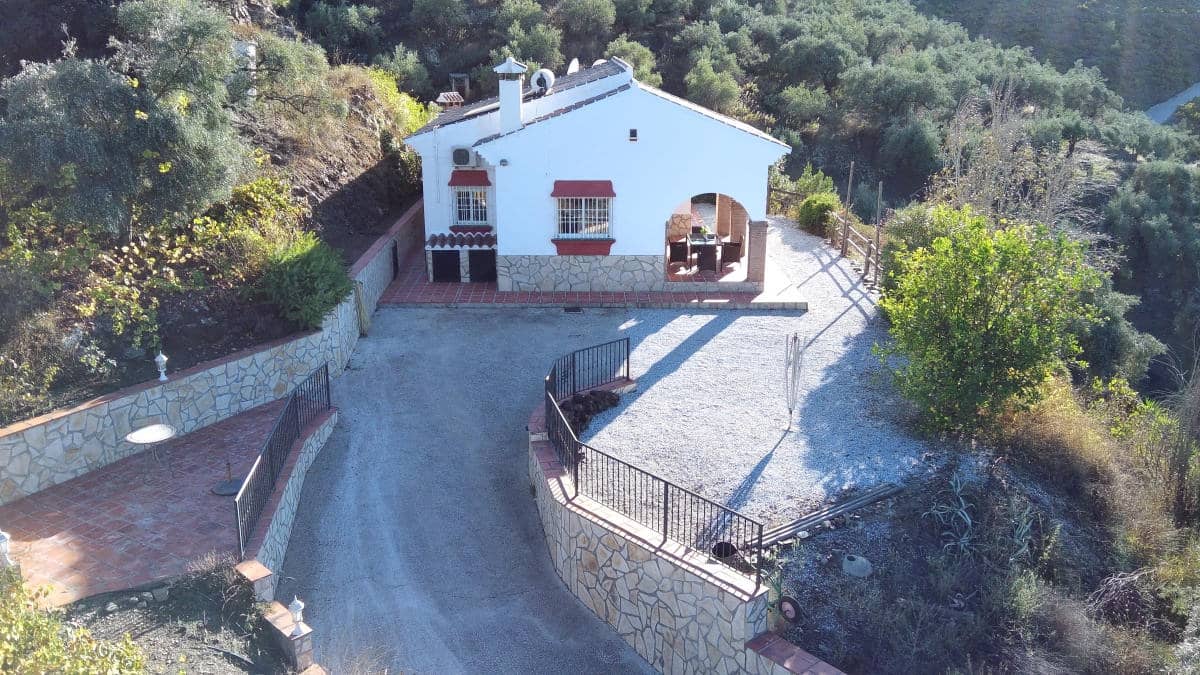 3 Zimmer Villa zu verkaufen in Competa mit Pool - 350.000 € (Ref: 9466114)