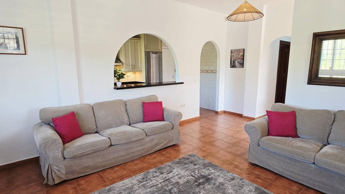 3 Zimmer Villa zu verkaufen in Competa mit Pool - 350.000 € (Ref: 9466114)