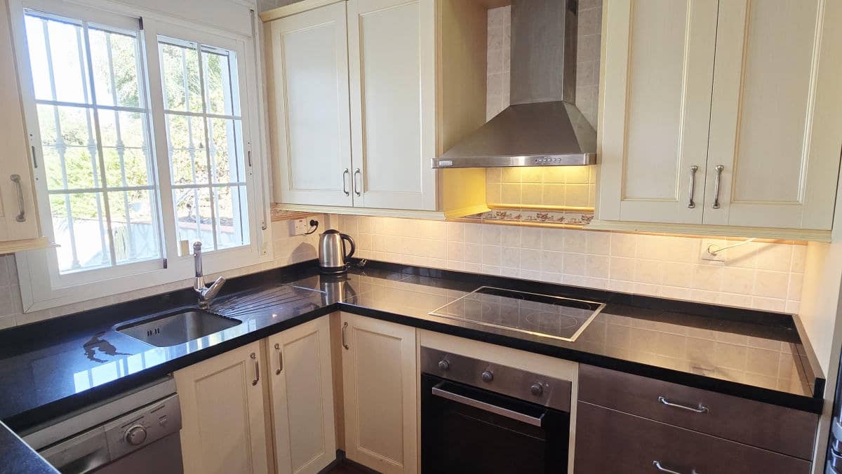 3 Zimmer Villa zu verkaufen in Competa mit Pool - 350.000 € (Ref: 9466114)