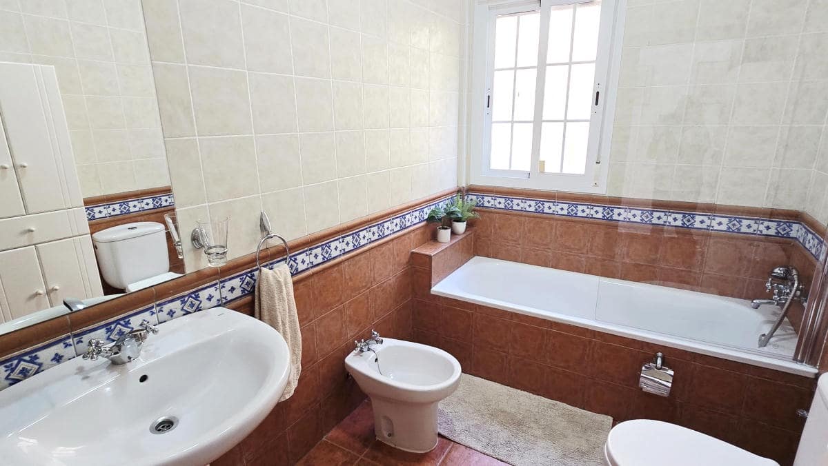 3 Zimmer Villa zu verkaufen in Competa mit Pool - 350.000 € (Ref: 9466114)