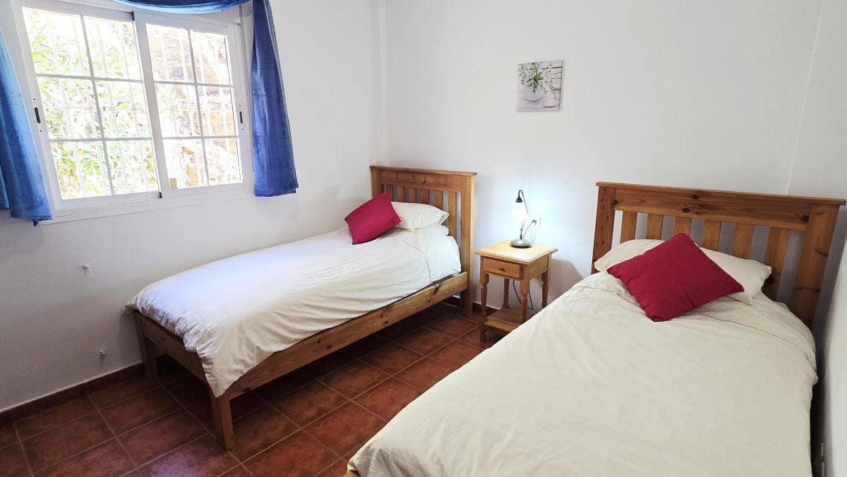 3 Zimmer Villa zu verkaufen in Competa mit Pool - 350.000 € (Ref: 9466114)