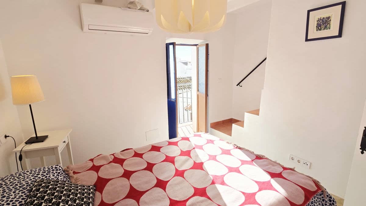 3 bedroom Townhouse for sale in Canillas de Albaida - € 145,000 (Ref: 9506217)