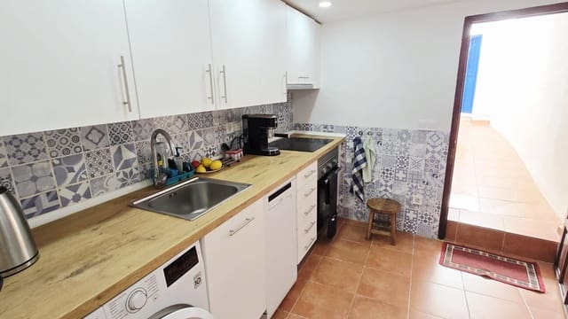 3 bedroom Townhouse for sale in Canillas de Albaida - € 145,000 (Ref: 9506217)