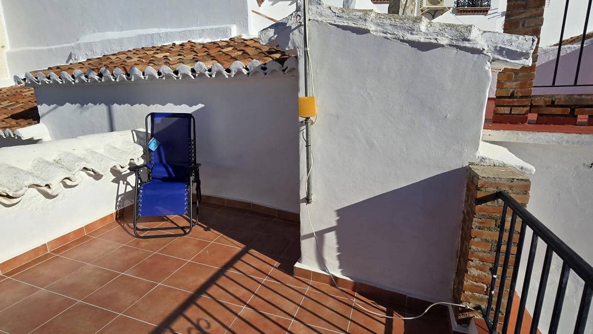 3 bedroom Townhouse for sale in Canillas de Albaida - € 145,000 (Ref: 9506217)