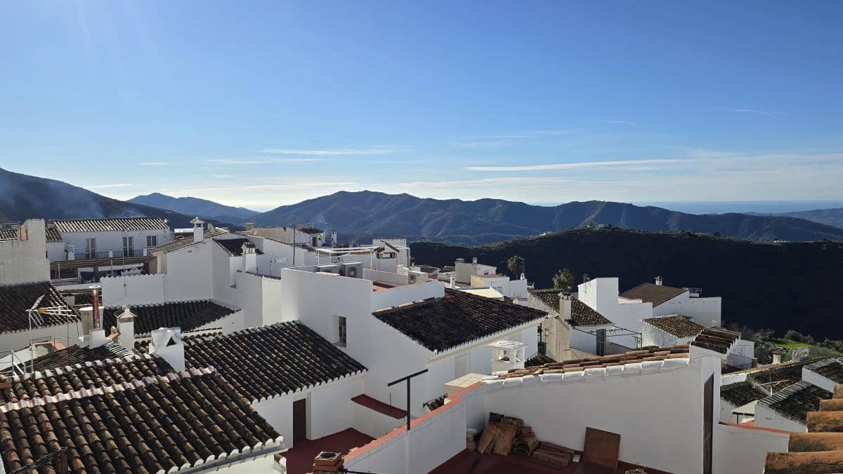 3 bedroom Townhouse for sale in Canillas de Albaida - € 145,000 (Ref: 9506217)